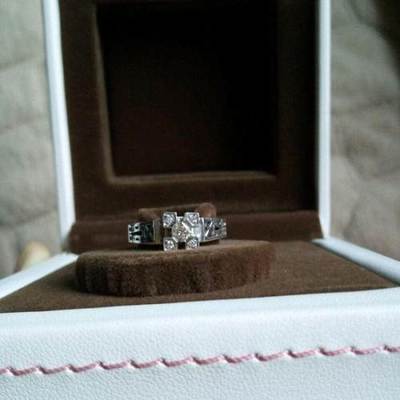 工厂定制20分主钻珠宝首饰，八成新低价转让，昆明地区可小刀