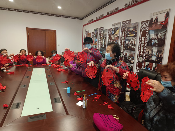 徐州鼓楼环城街道:多彩活动迎元旦，志愿服务暖民心